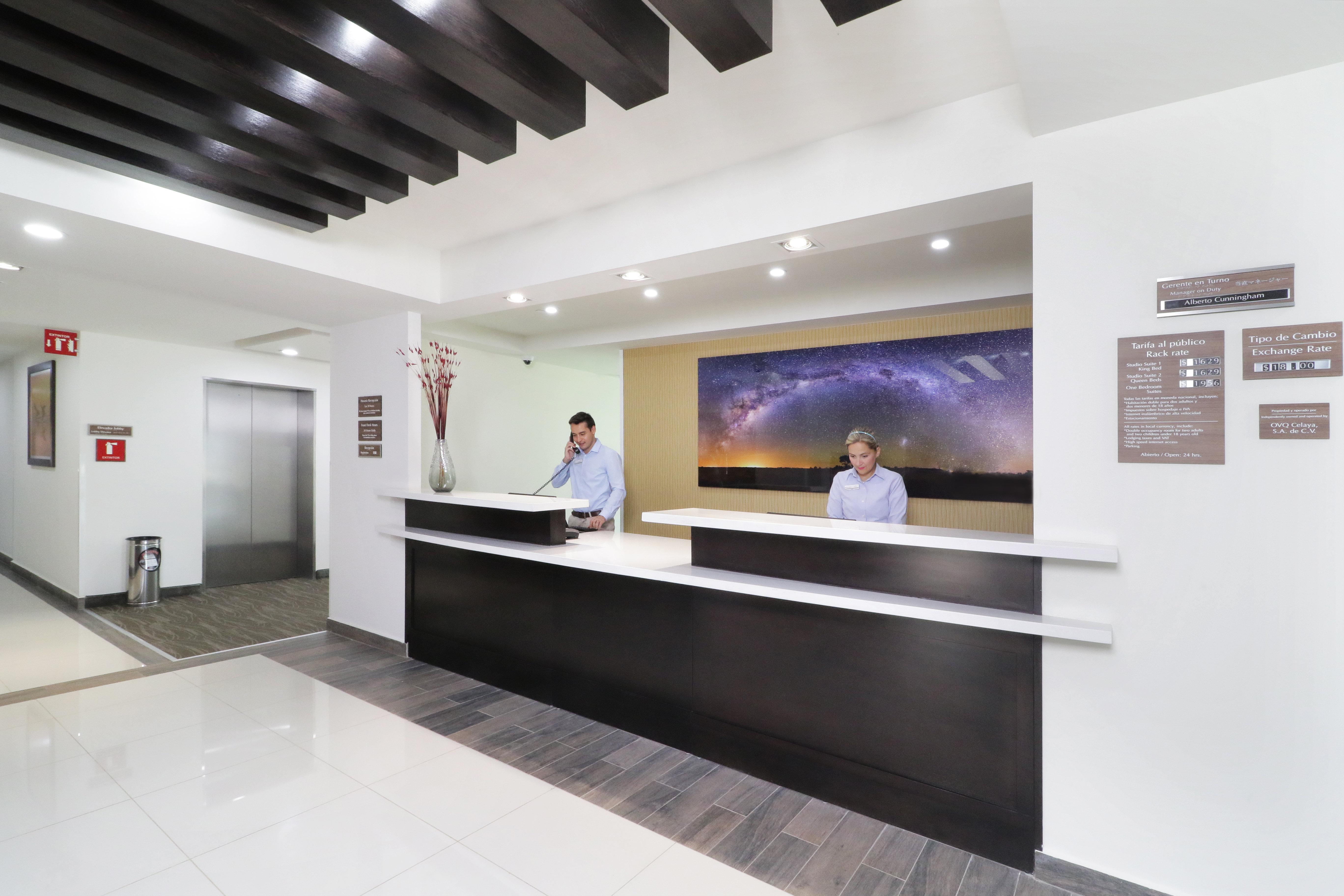 Candlewood Suites Celaya Celaya  Exterior foto